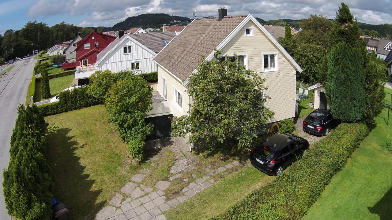 Mandal Apartment Mit Moeglichkeit Ein Boot Zu Benutzen Und Angeln Exterior photo